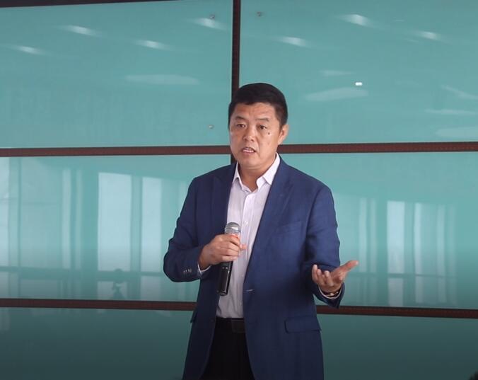 未來是奮斗出來的——集團董事長葛堯倫在營銷中高層競崗答辯總結會上的講話摘要