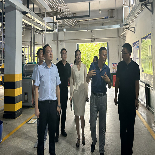 萊西市科學技術(shù)協(xié)會孫主席及店埠人大李主席一行來奧迪斯工廠參觀調(diào)研